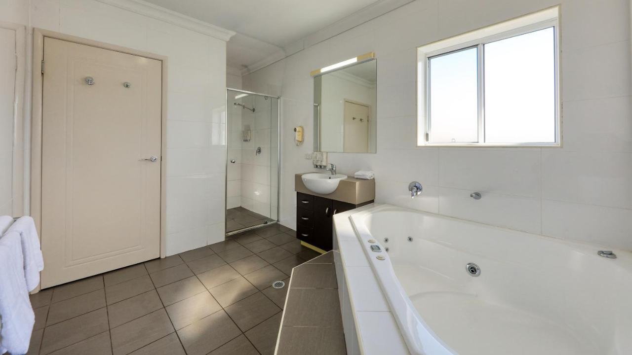 Drovers Motor Inn Dalby Εξωτερικό φωτογραφία